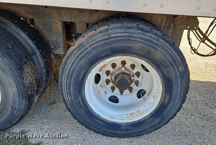 image for item DP2352 2005 Great Dane 7011TZ-1A  dry van trailer