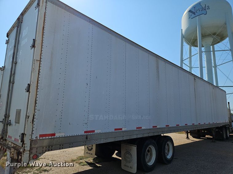 image for item DP2353 1995 Stoughton AVW-535T-S-C  dry van trailer