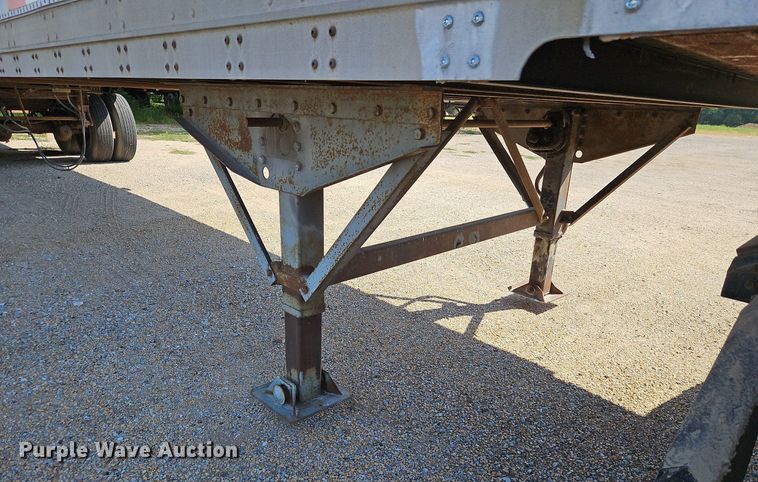 image for item DP2353 1995 Stoughton AVW-535T-S-C  dry van trailer