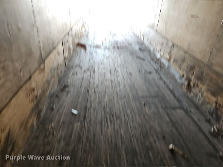 image for item DP2353 1995 Stoughton AVW-535T-S-C  dry van trailer