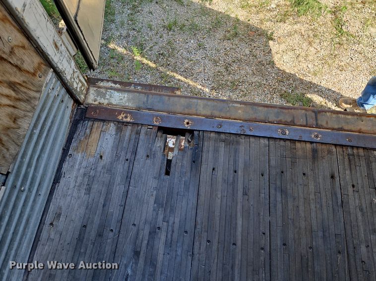 image for item DP2355 1996 Pines  dry van trailer