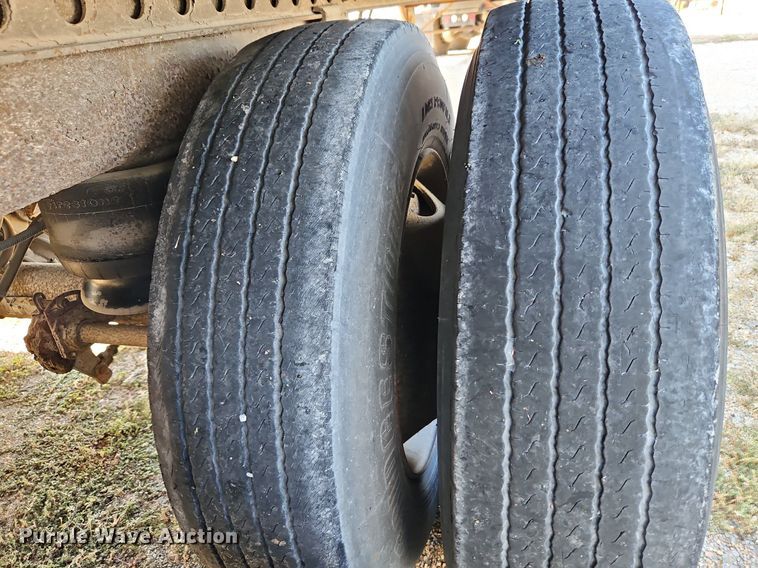 image for item DP2355 1996 Pines  dry van trailer