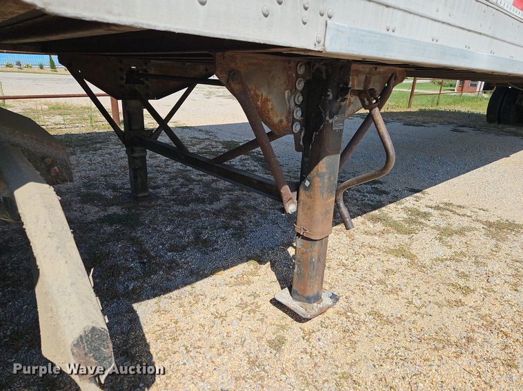 image for item DP2356 1999 Trailmobile  dry van trailer