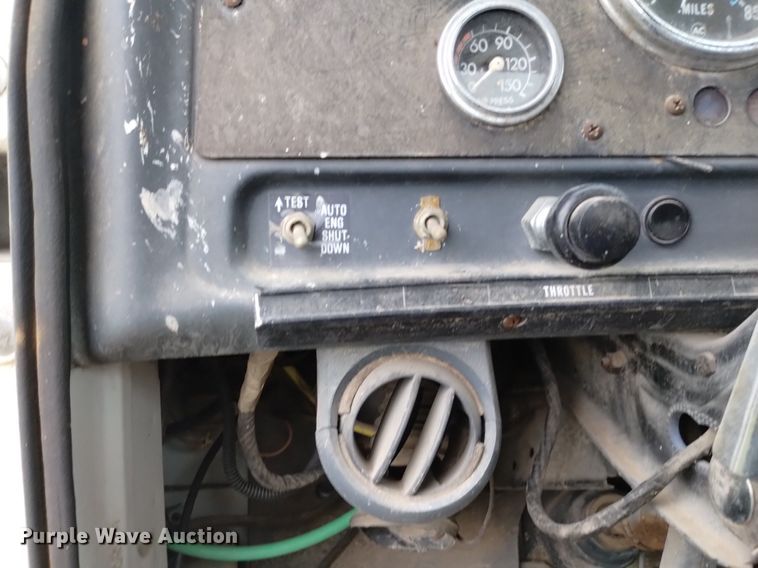 image for item DP3298 1986 GMC Brigadier  semi truck