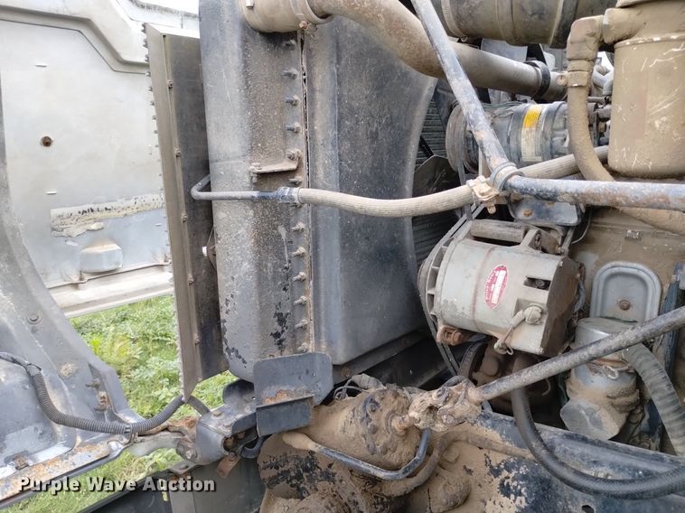 image for item DP3298 1986 GMC Brigadier  semi truck