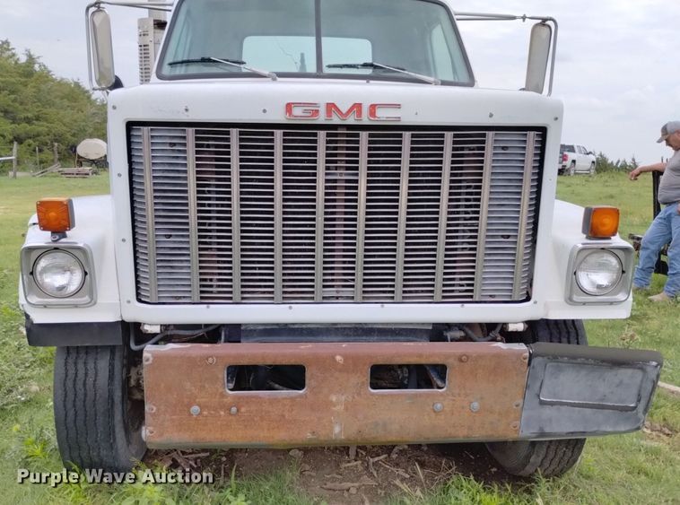 image for item DP3298 1986 GMC Brigadier  semi truck