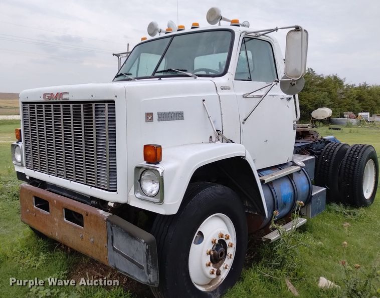 image for item DP3298 1986 GMC Brigadier  semi truck