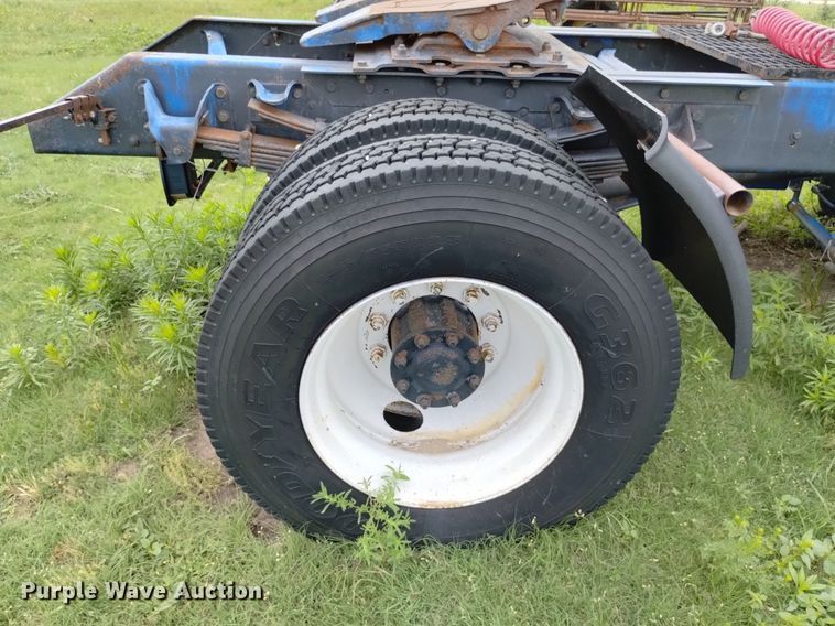 image for item DP3298 1986 GMC Brigadier  semi truck