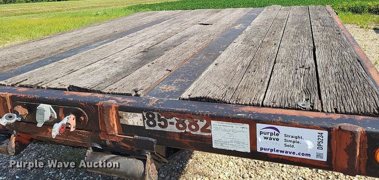 image for item DP5234 1996 Trail King TK70MG-482  lowboy equipment trailer