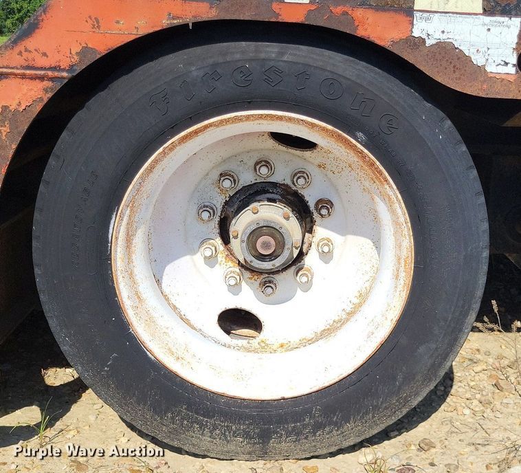 image for item DP5234 1996 Trail King TK70MG-482  lowboy equipment trailer