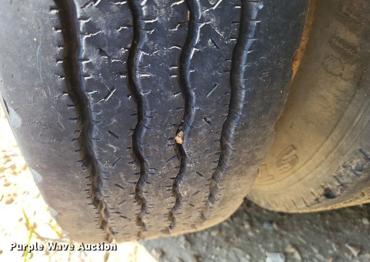 image for item DP5234 1996 Trail King TK70MG-482  lowboy equipment trailer