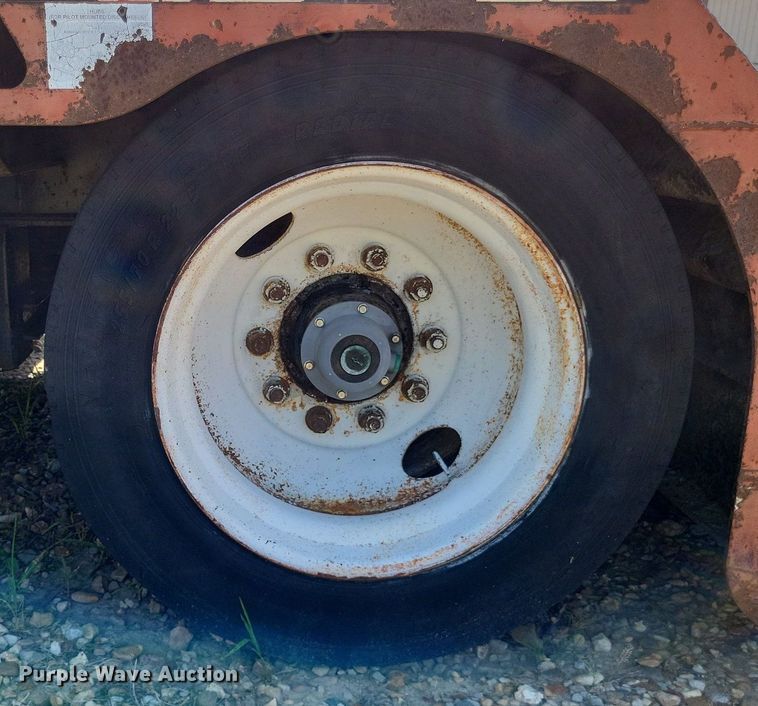 image for item DP5234 1996 Trail King TK70MG-482  lowboy equipment trailer