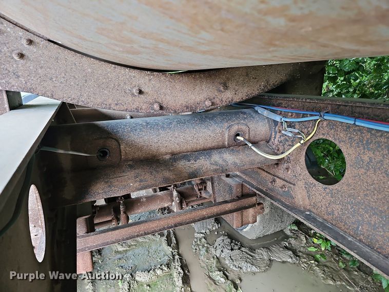 image for item DQ0136 2007 SiDump'r  side dump trailer