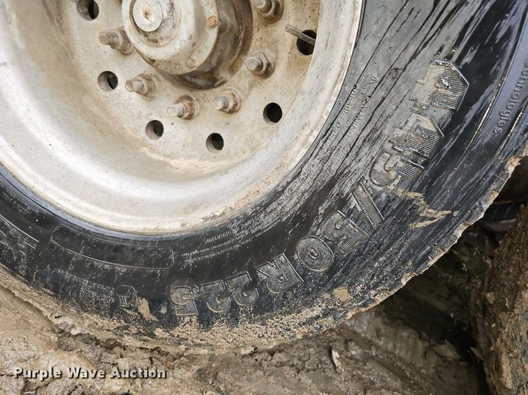 image for item DQ0136 2007 SiDump'r  side dump trailer