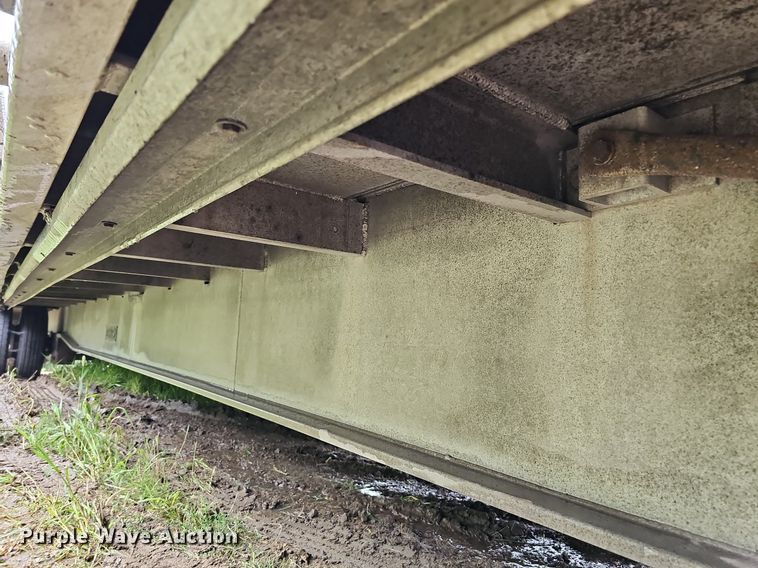 image for item DQ0137 1999 Ravens Metal Products 2648H74  drop deck equipment trailer