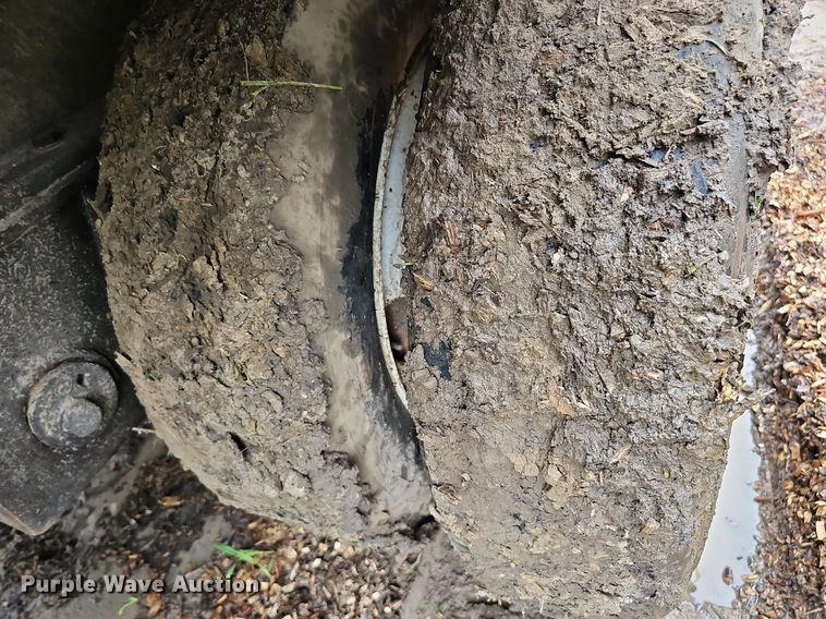 image for item DQ0137 1999 Ravens Metal Products 2648H74  drop deck equipment trailer