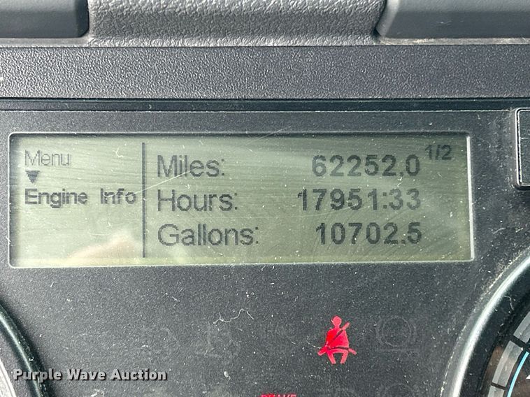 image for item DQ0877 2016 Freightliner Cascadia Evolution 125  semi truck