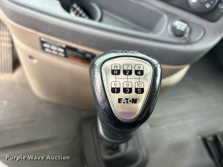 image for item DQ0877 2016 Freightliner Cascadia Evolution 125  semi truck