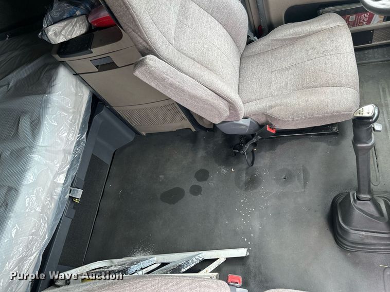 image for item DQ0877 2016 Freightliner Cascadia Evolution 125  semi truck