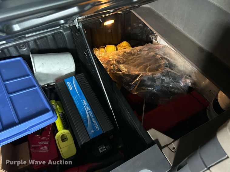 image for item DQ0877 2016 Freightliner Cascadia Evolution 125  semi truck