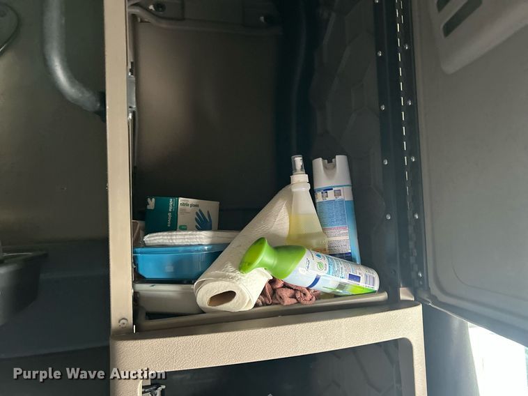 image for item DQ0877 2016 Freightliner Cascadia Evolution 125  semi truck