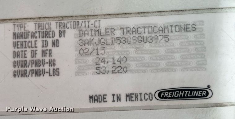 image for item DQ0877 2016 Freightliner Cascadia Evolution 125  semi truck