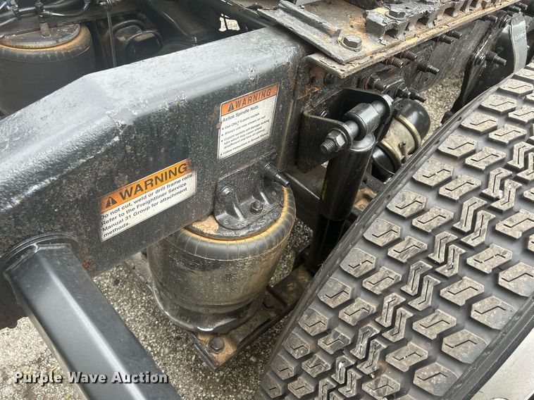 image for item DQ0896 2014 Freightliner Cascadia 113  semi truck