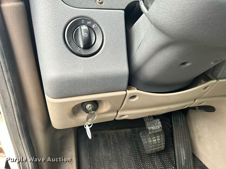 image for item DQ0896 2014 Freightliner Cascadia 113  semi truck