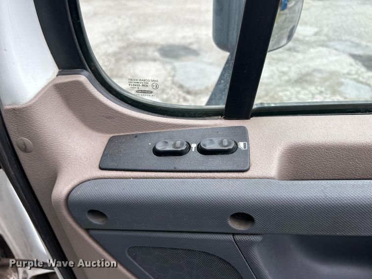 image for item DQ0896 2014 Freightliner Cascadia 113  semi truck