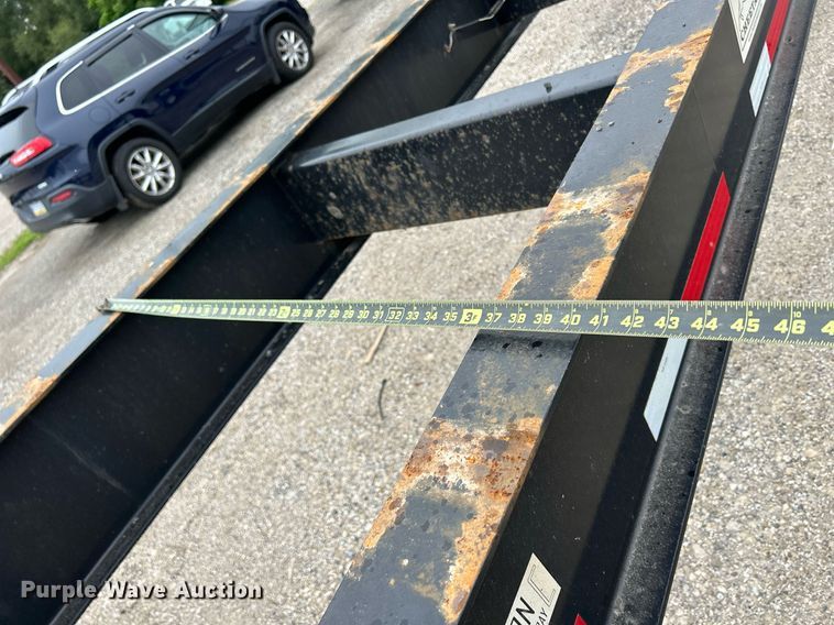 image for item DQ0898 2017 Cheetah  container trailer