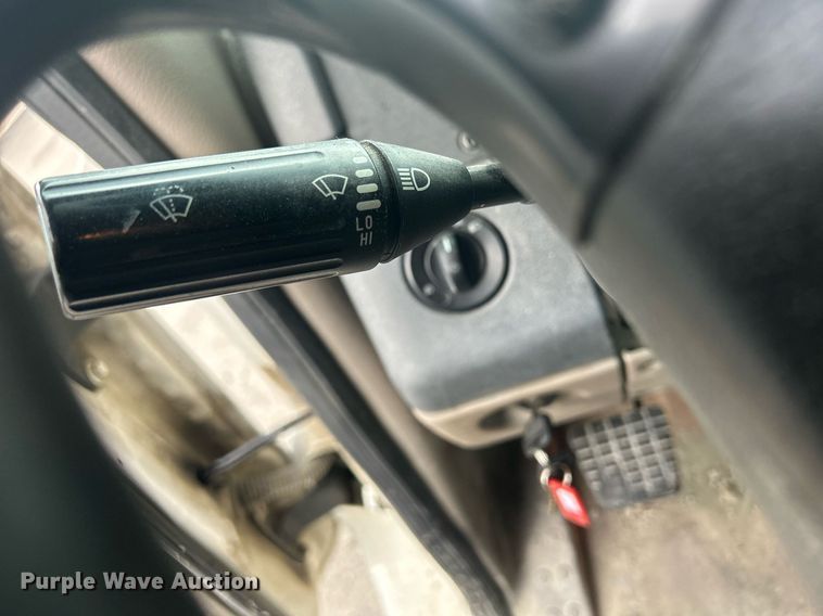 image for item DQ0902 2018 Freightliner Cascadia 125  semi truck