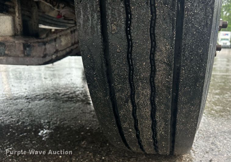 image for item DQ0902 2018 Freightliner Cascadia 125  semi truck