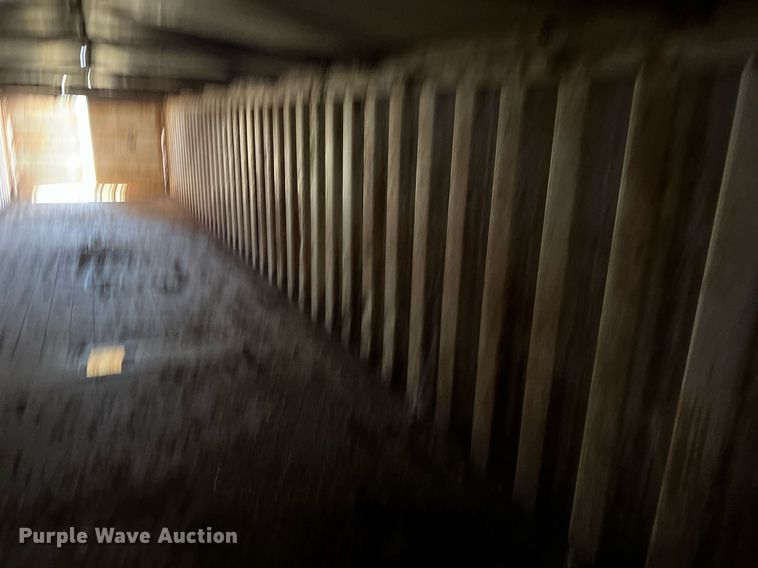 image for item DQ2158 1970 Wilson  grain trailer