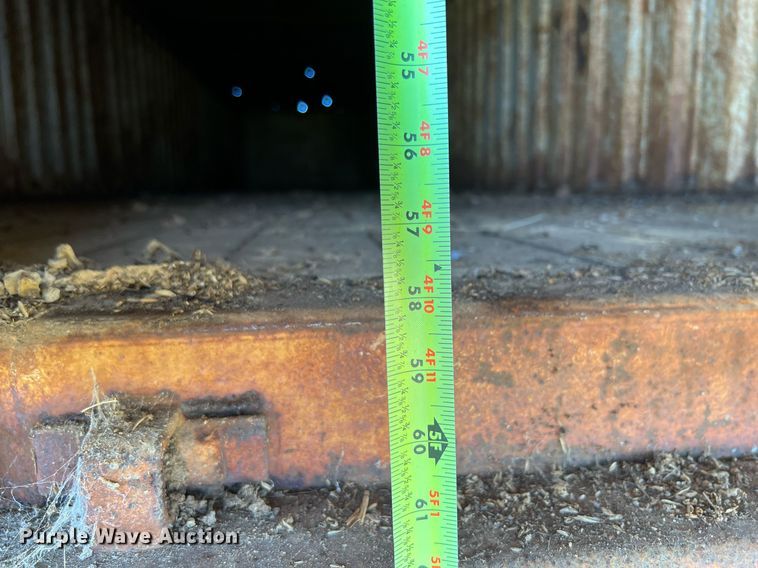 image for item DQ2158 1970 Wilson  grain trailer