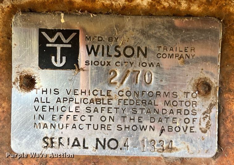 image for item DQ2158 1970 Wilson  grain trailer