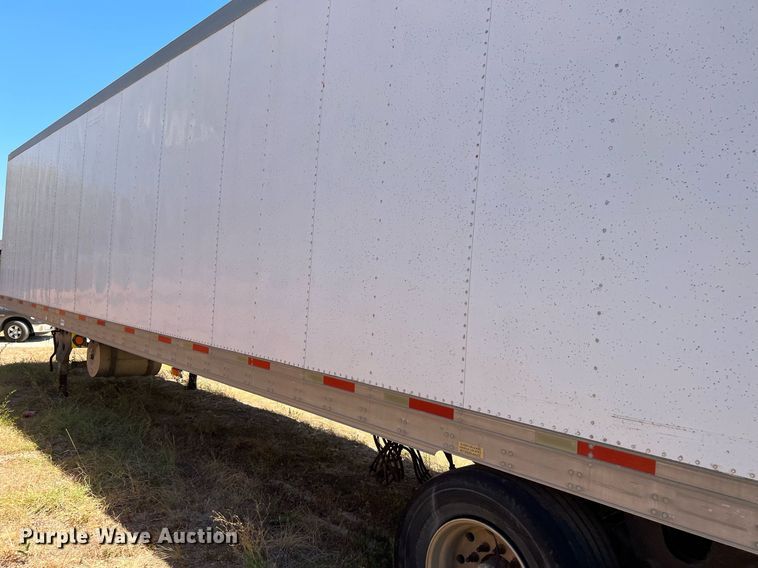 image for item DQ2174 2006 Utility refrigerated van trailer