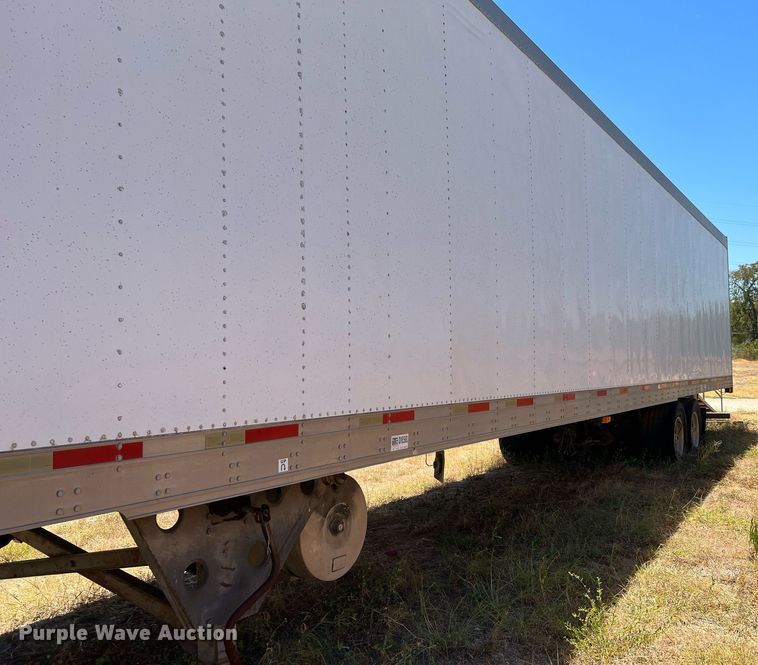 image for item DQ2174 2006 Utility refrigerated van trailer