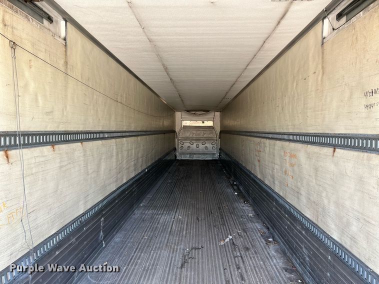 image for item DQ2174 2006 Utility refrigerated van trailer