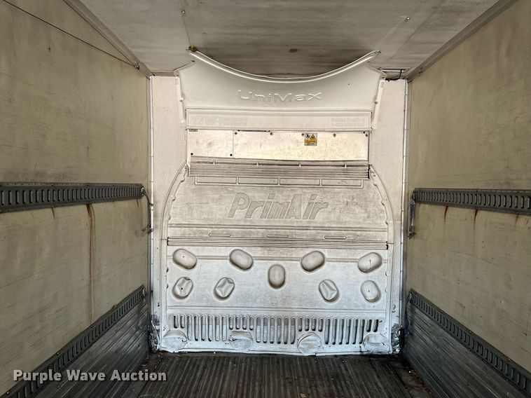 image for item DQ2174 2006 Utility refrigerated van trailer