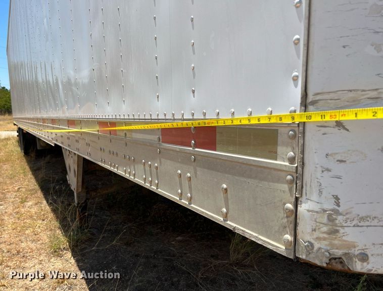 image for item DQ2174 2006 Utility refrigerated van trailer