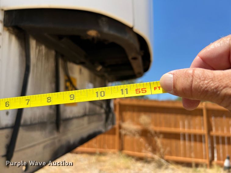 image for item DQ2174 2006 Utility refrigerated van trailer