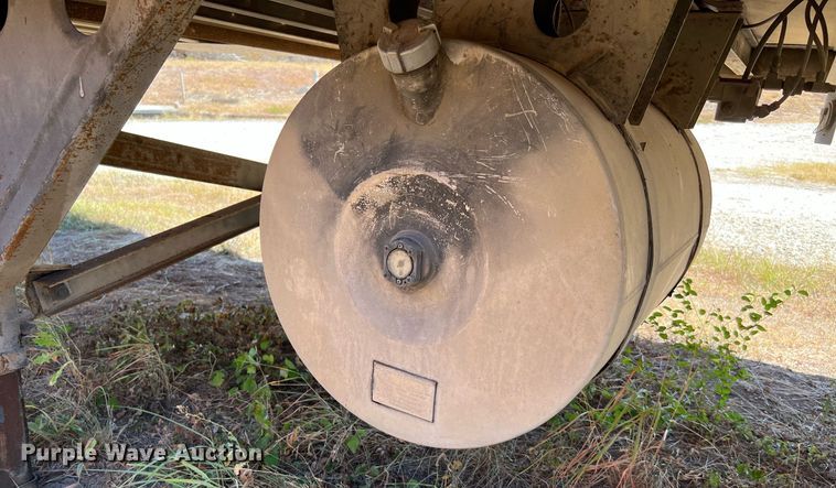 image for item DQ2174 2006 Utility refrigerated van trailer