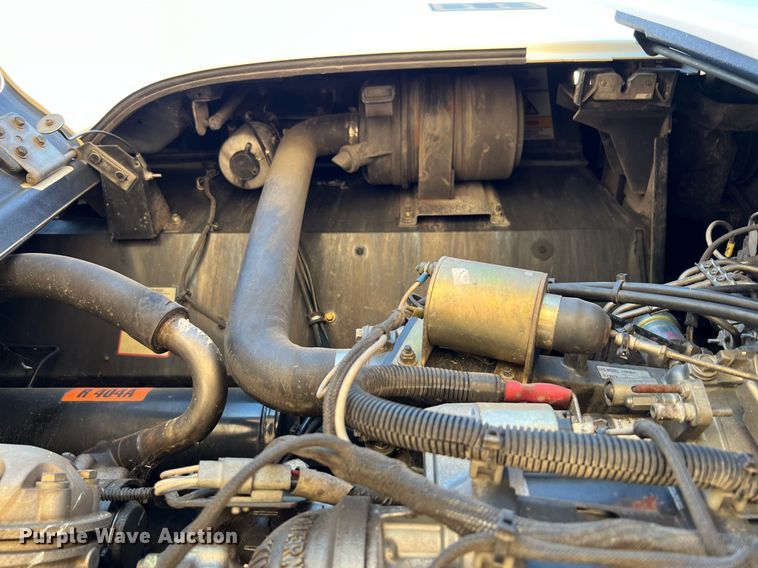 image for item DQ2174 2006 Utility refrigerated van trailer