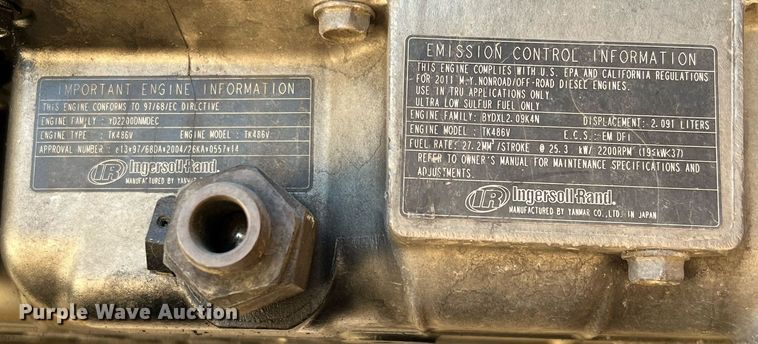 image for item DQ2174 2006 Utility refrigerated van trailer