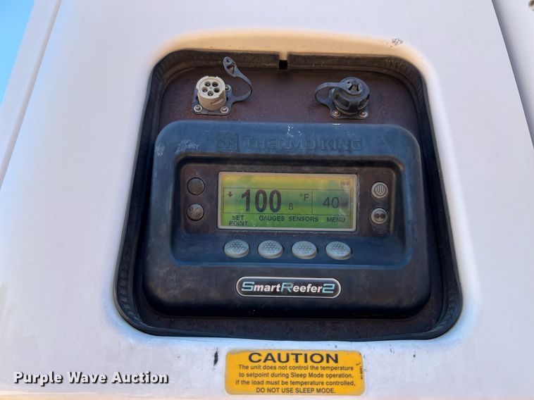 image for item DQ2174 2006 Utility refrigerated van trailer