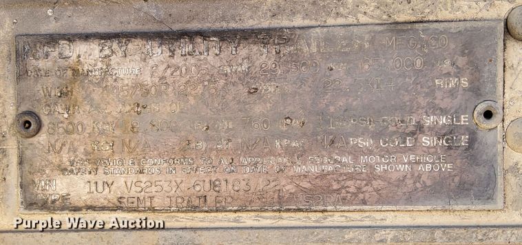 image for item DQ2174 2006 Utility refrigerated van trailer