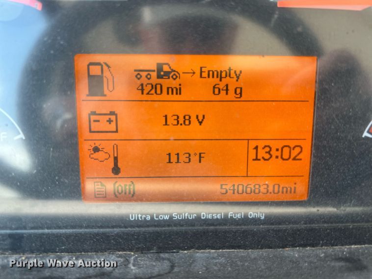 image for item DQ2177 2012 Volvo VNL  semi truck