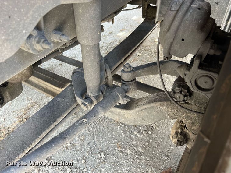 image for item DQ2177 2012 Volvo VNL  semi truck