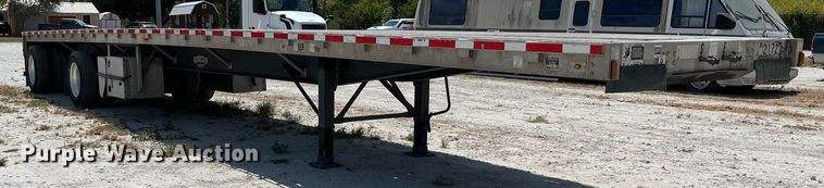 image for item DQ2178 1998 Wilson CF900  flatbed trailer