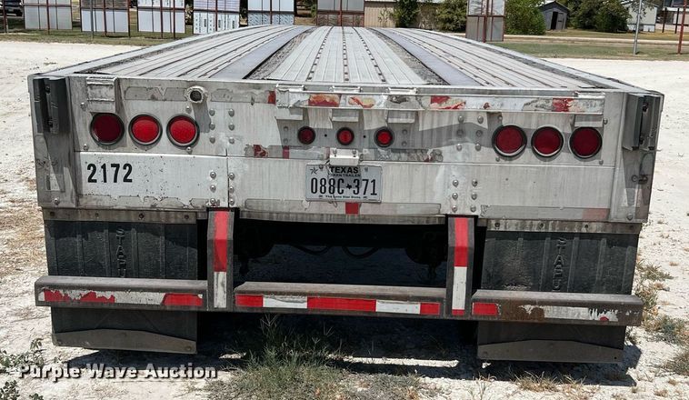 image for item DQ2178 1998 Wilson CF900  flatbed trailer